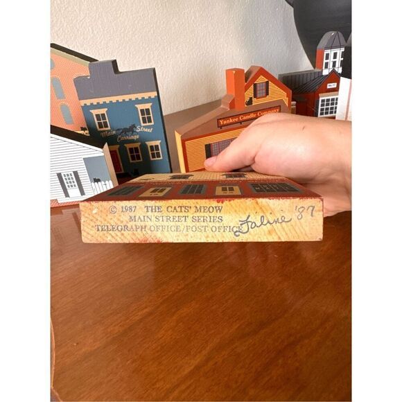 Vintage 9 Piece The Cats Meow Village Wooden Handpainted House Collection 80/90’ - Picture 8 of 14